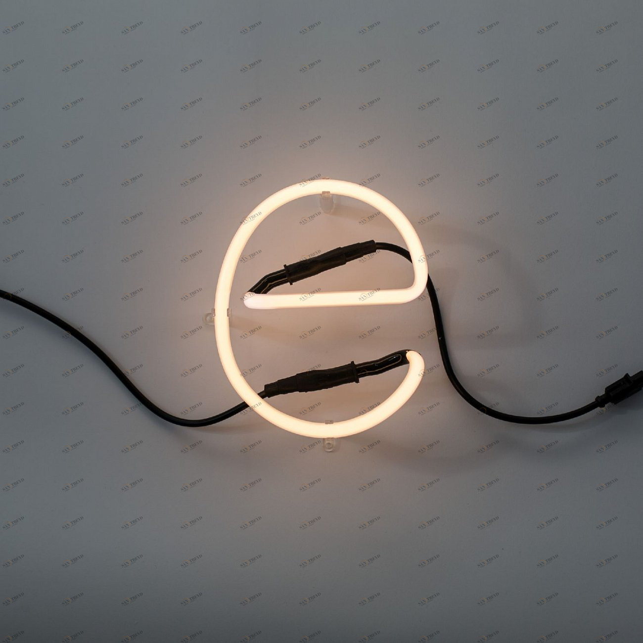 Светильник настенный белый Seletti Letter 01422 E SELETTI  00-3882924 Белый 