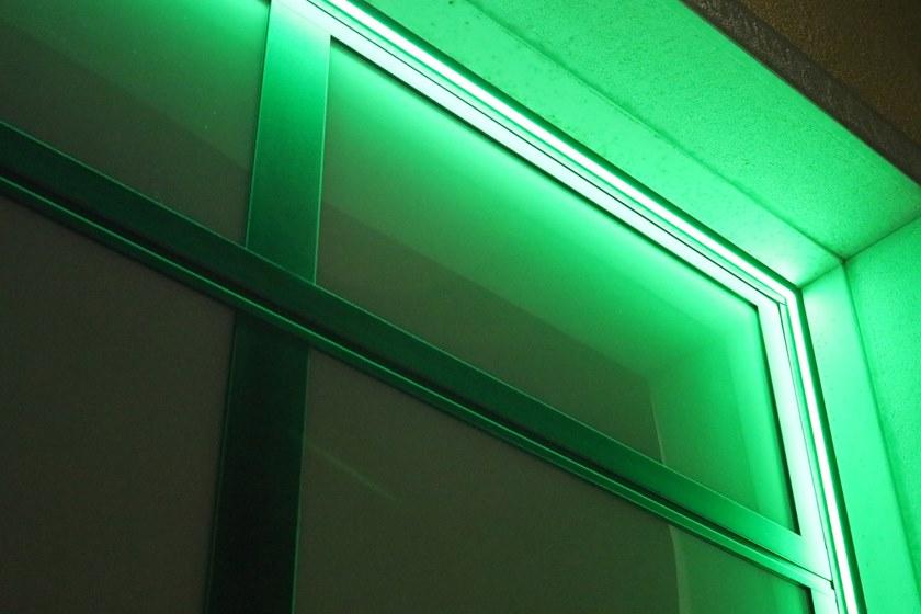 Breda Линейный световой профиль для секционных ворот sun-id-1434399 - Вид №7