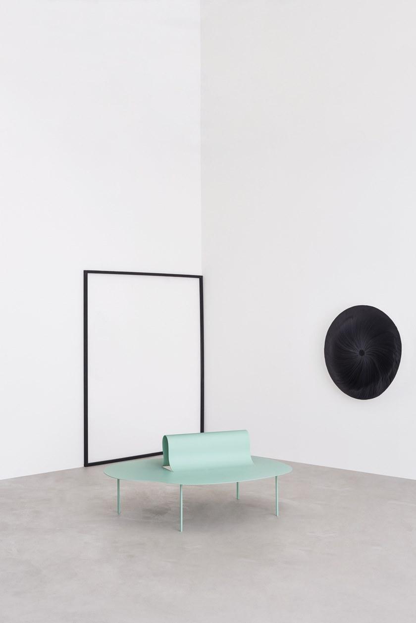 Desalto Скамья из листового металла со спинкой Softer than steel sun-id-1353841 - Вид №2