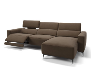 Тканевый диван с полуостровом