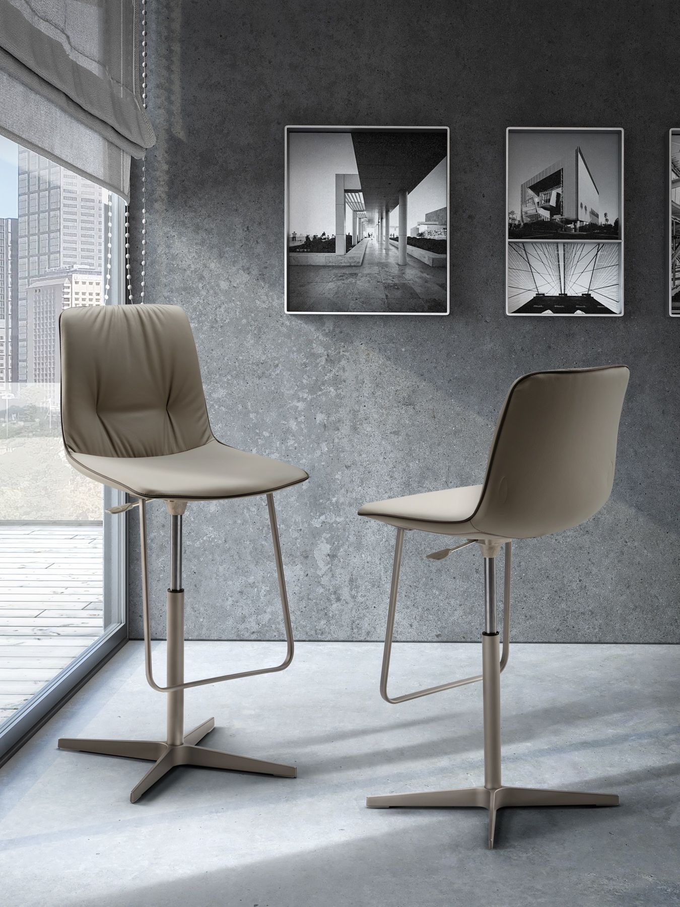 Регулируемый по высоте кожаный высокий стул EFORMA Lisa ARCH-00065380