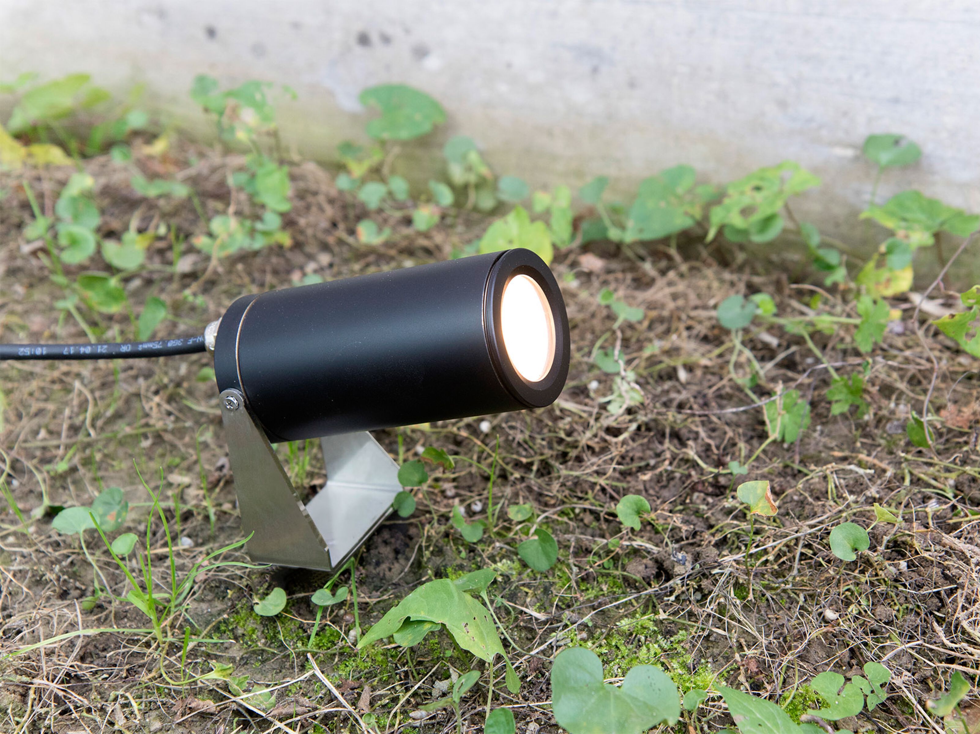 Алюминиевый регулируемый светодиодный напольный прожектор Renzo Serafini SPOT MAXI ARCH-00130494 - Вид №2