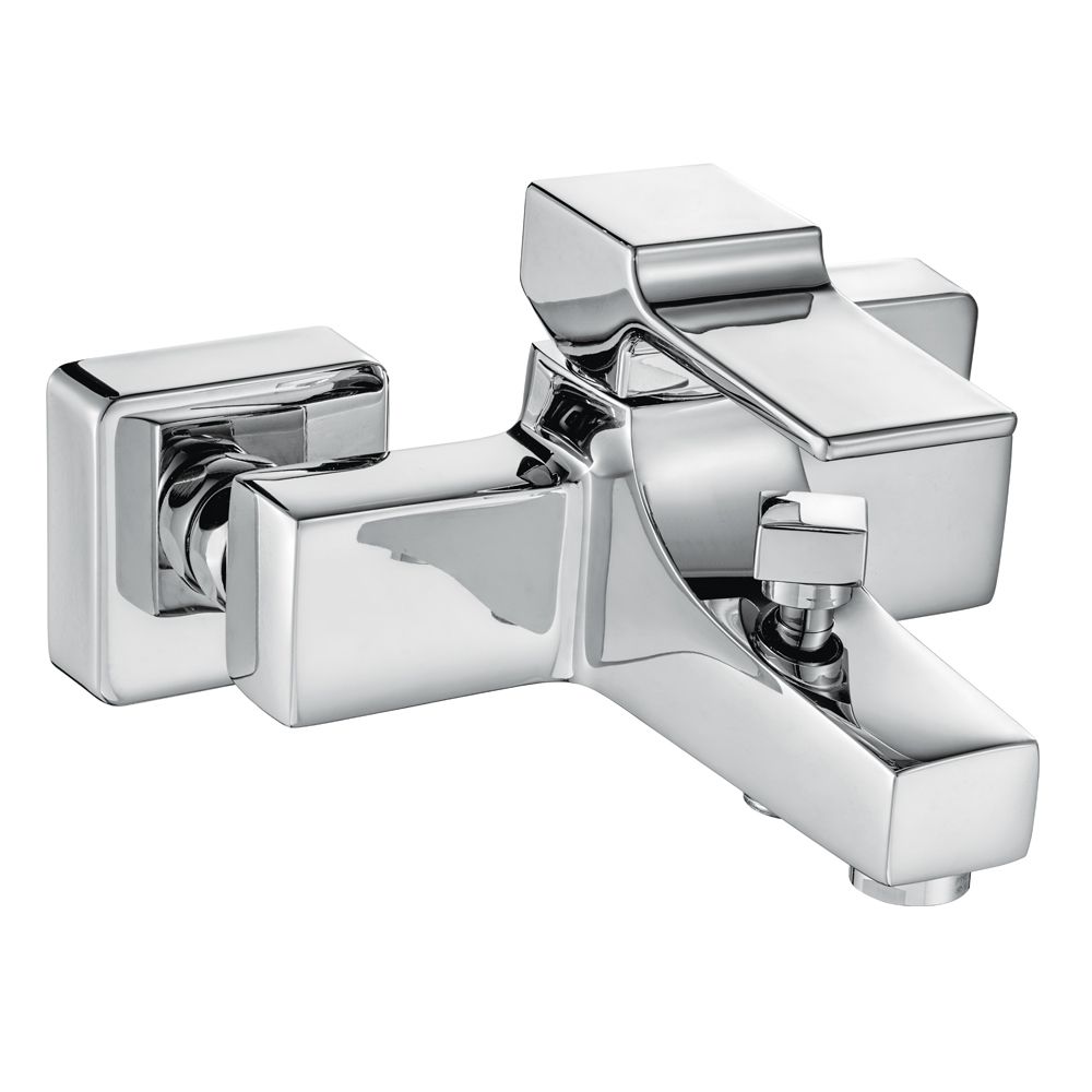 102102424  Смеситель для ванной Caro Eca 