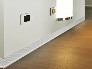 PROFILITEC Многополосный декоративный плинтус Battiscopa