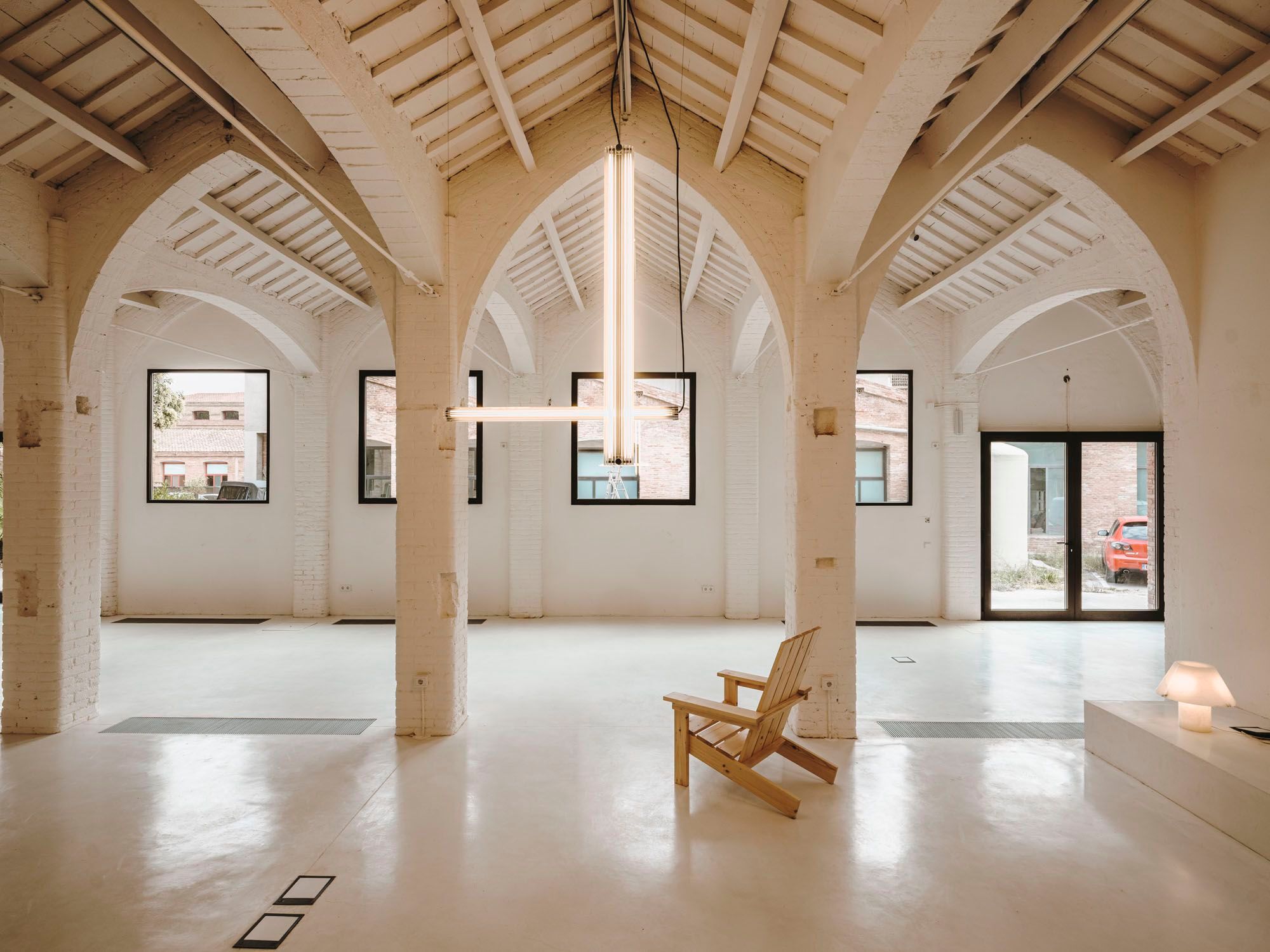 Стеклянный светодиодный подвесной светильник PARACHILNA B15 ARCH-00120325 - Вид №13