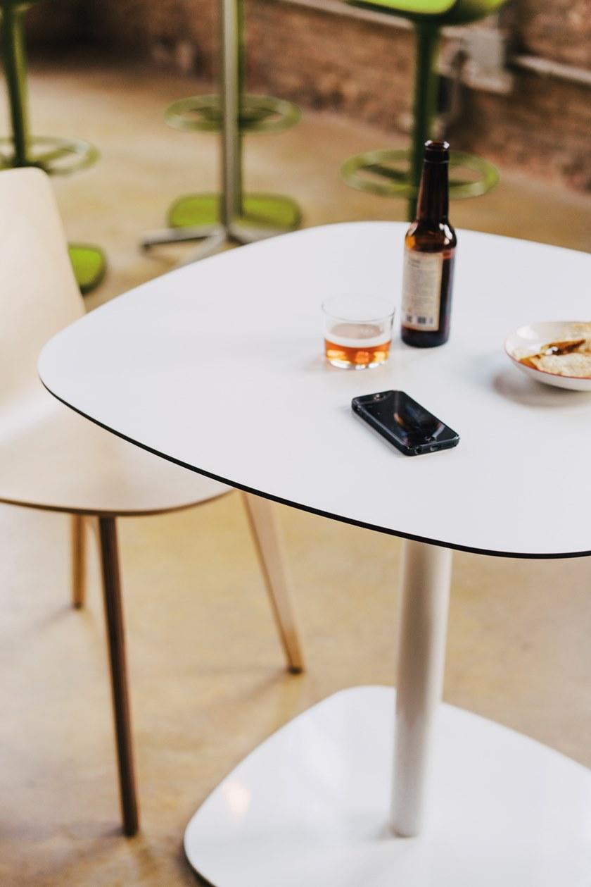 ENEA Квадратный стол со стальным основанием и столешницей из hpl Lottus tables sun-id-1393373 - Вид №2