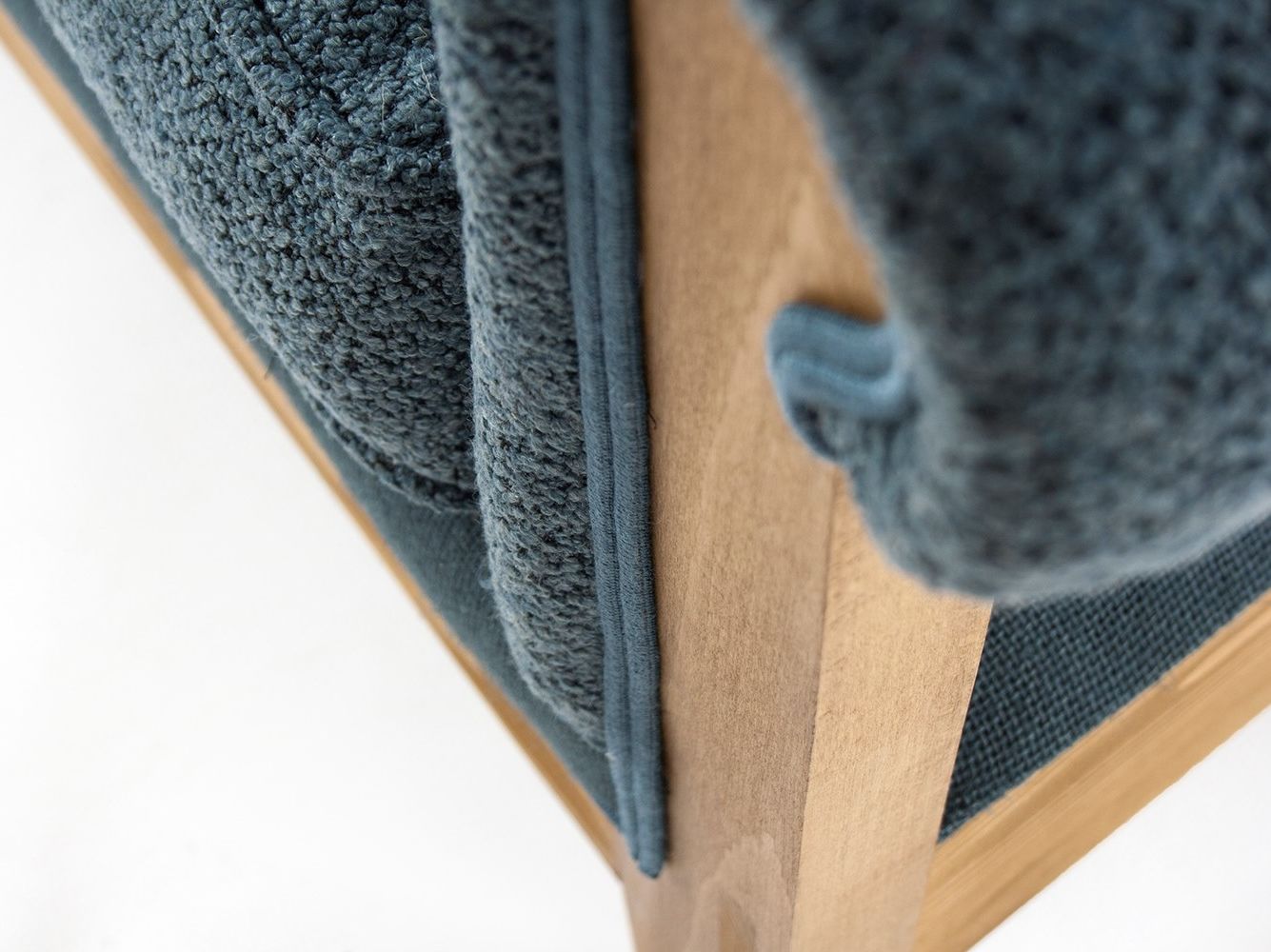 Тканевое кресло с подлокотниками CREARTE COLLECTIONS Avis Essence ARCH-00111366 - Вид №35