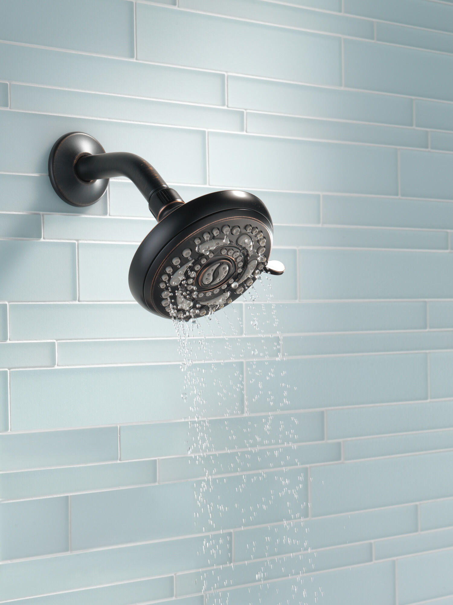 Насадка для душа с 7 настройками Delta Faucet 75784OB - Вид №8