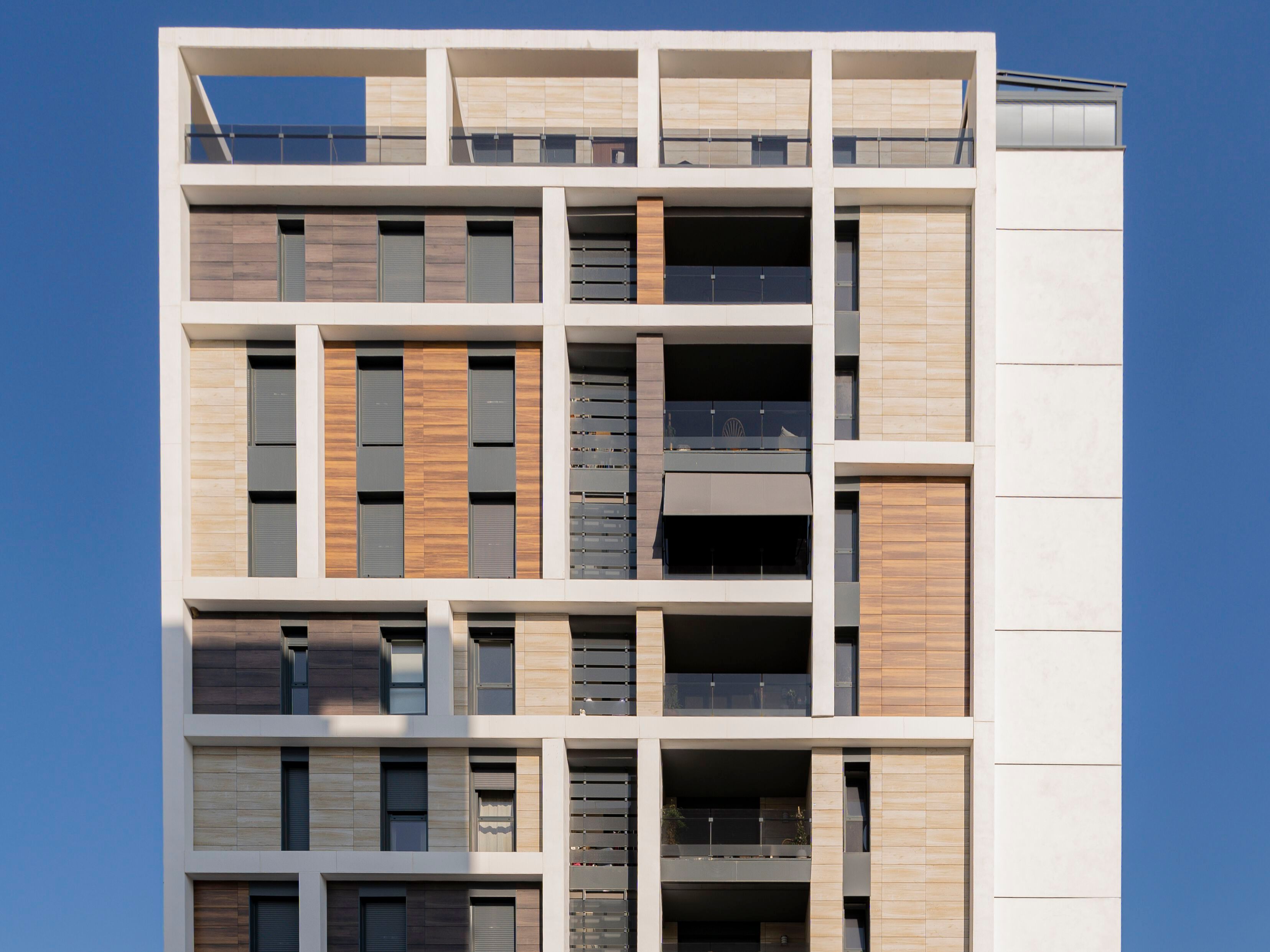 Облицовка вентилируемых фасадов из керамогранита FRONTEK WOOD ARCH-00108448