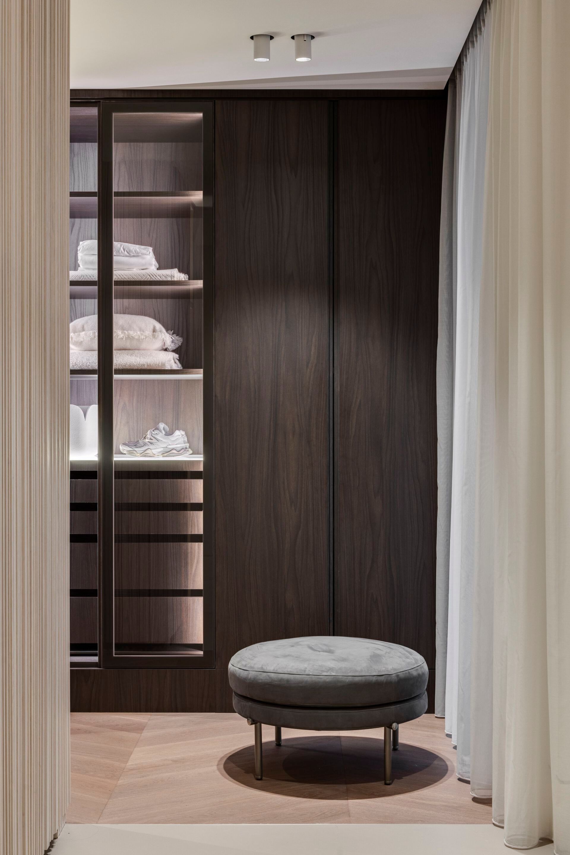 Модульная гардеробная со встроенным освещением Kolenik ARCH-00145420 - Вид №3