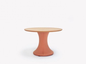 Деревянный круглый журнальный столик