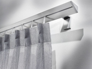 Алюминиевая карниз