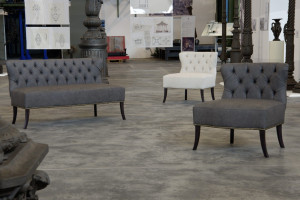 Кожаный диван в стиле Честерфилд