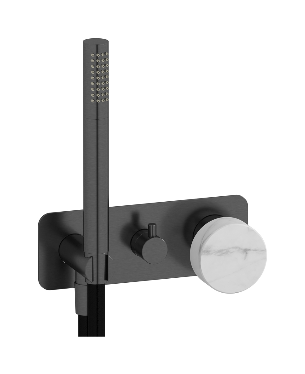 Внешние части встроенного в стену смесителя на 3 потребителя в комплекте с душевым гарнитуром. WE ARE IB mr314cs_1 Brushed Black Chrome Marmo