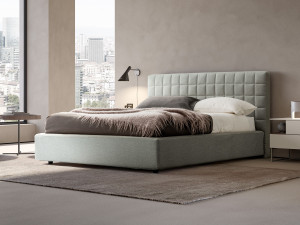 Двуспальная кровать из ткани с мягким изголовьем