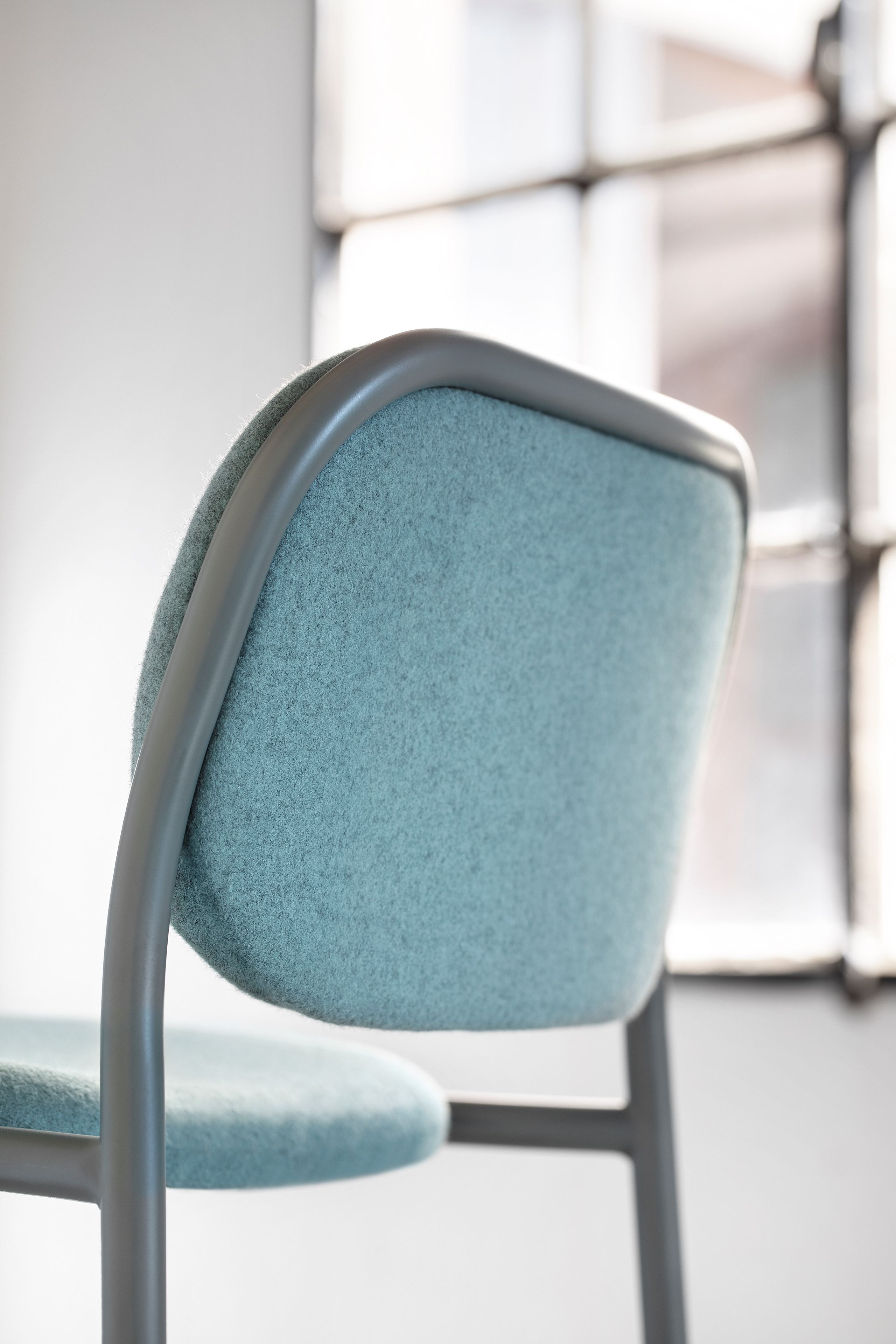 Высокий тканевый стул с подставкой для ног TrabA' Metis ARCH-00019047 - Вид №3