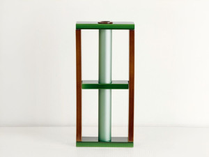 ВАЗа ручной работы из анодированного алюминия