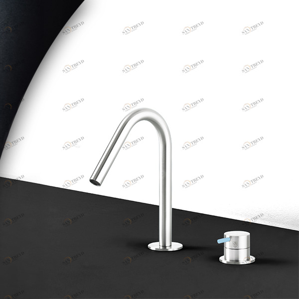 Смеситель для раковины сталь глянцевая с голубой ручкой Toki Radomonte TKI30LCIL27