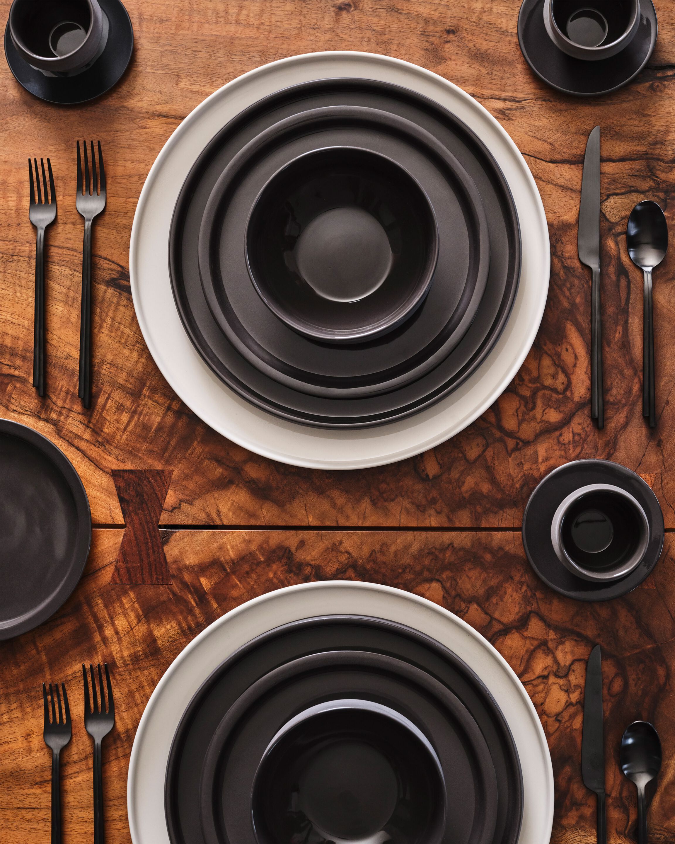 Круглая фарфоровая сервировочная тарелка Serax Dune ARCH-00064675 - Вид №8