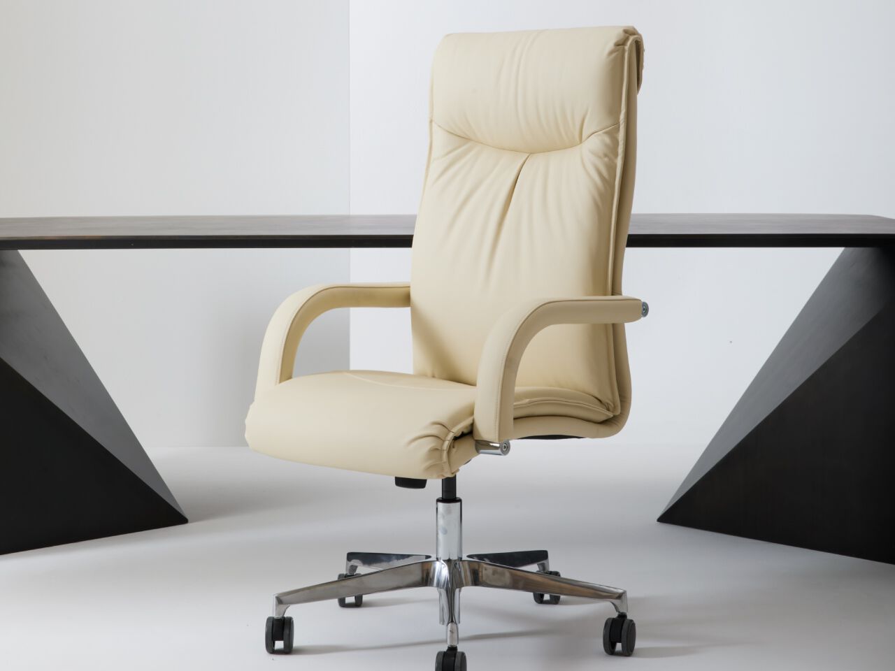 Кожаное офисное кресло Julia Italia ANGEL ARCH-00034075 - Вид №2