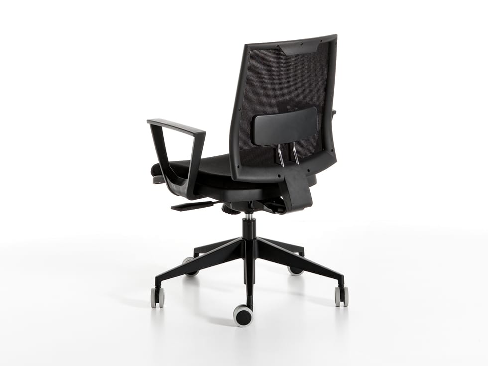 Регулируемое по высоте вращающееся офисное кресло с колесами Manerba ARCH-00047844 - Вид №2