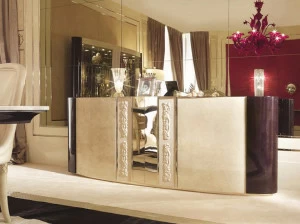 Turri Буфет из лакированной древесины с распашными дверцами Couture