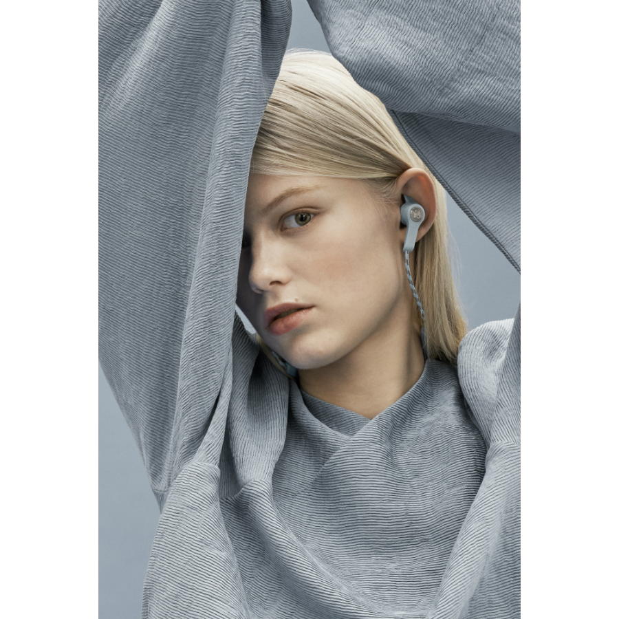 Наушники беспроводные Beoplay E6, голубые Bang & Olufsen 1645306 - Вид №1