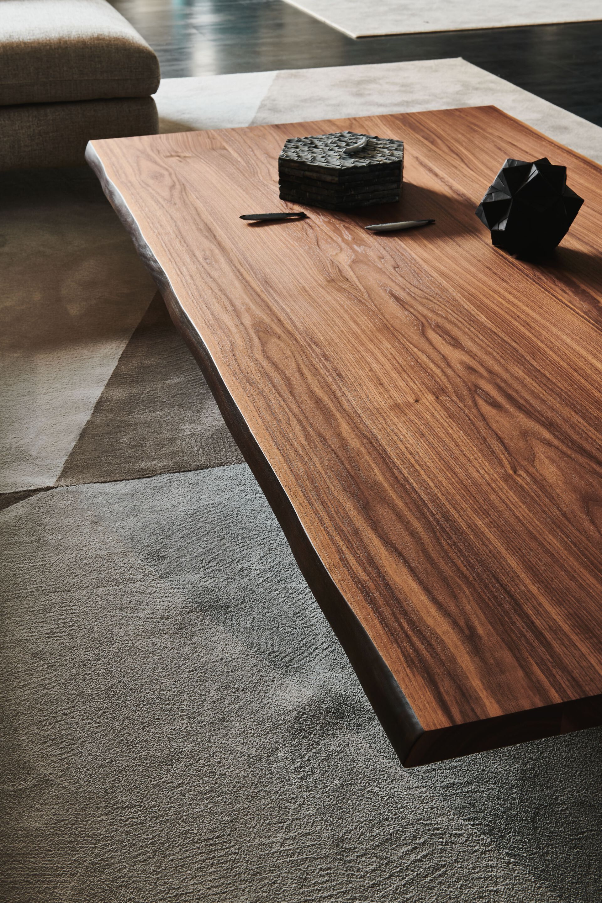 Низкий прямоугольный журнальный столик из грецкого ореха Cattelan italia IDEM ARCH-00131749 - Вид №2