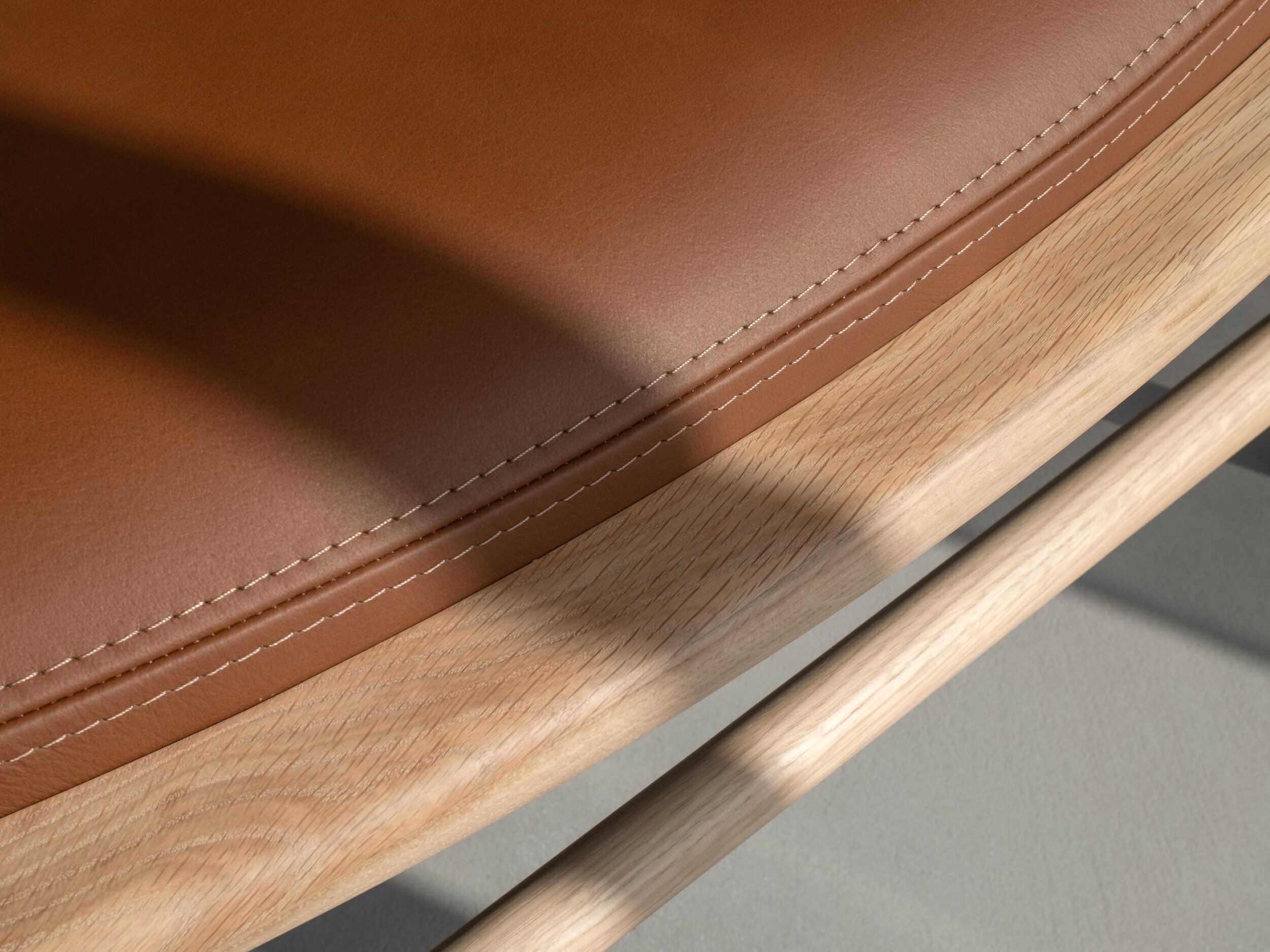 Дубовое кресло с кожаной подушкой Gazzda Dedo ARCH-00099803 - Вид №7