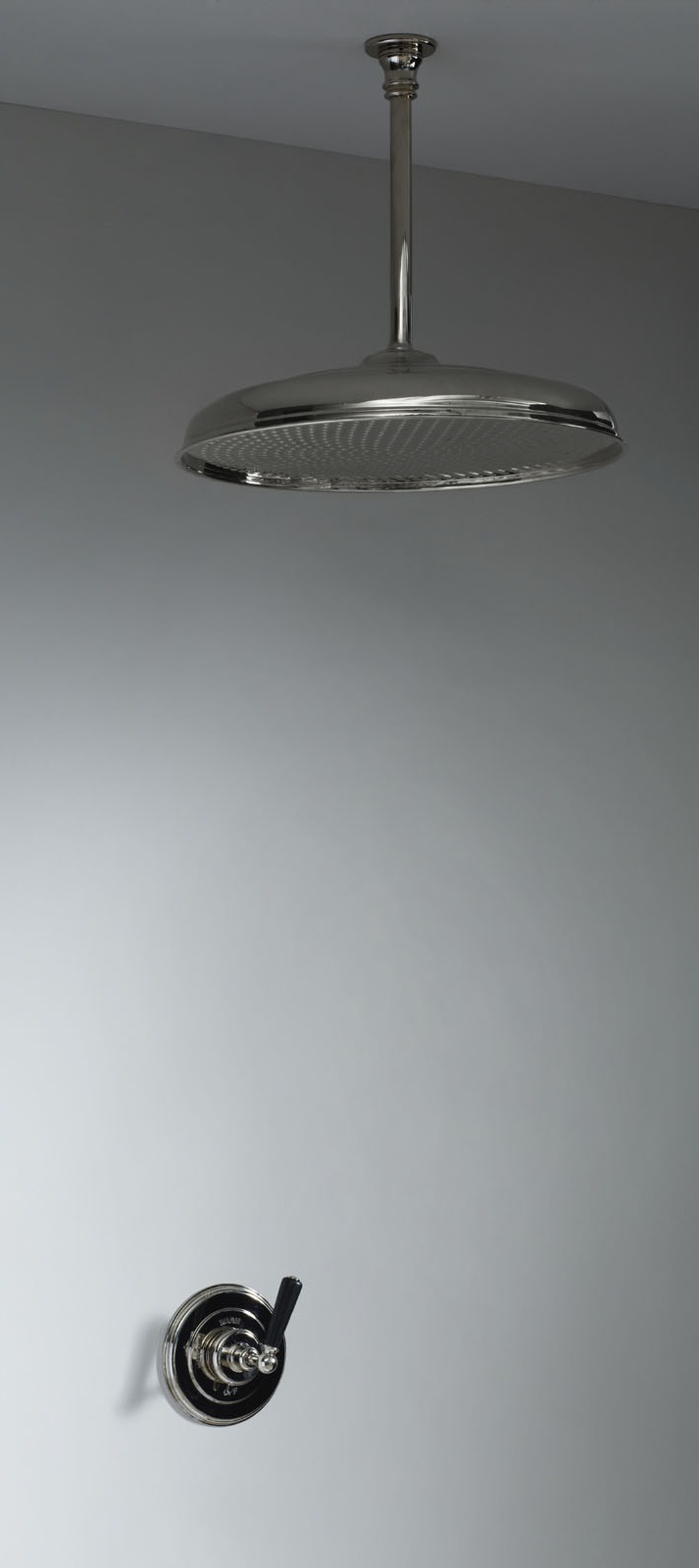 6-02-343 Скрытый душ Soho - Тип B - Потолок - розетка 18 дюймов Soho The water monopoly