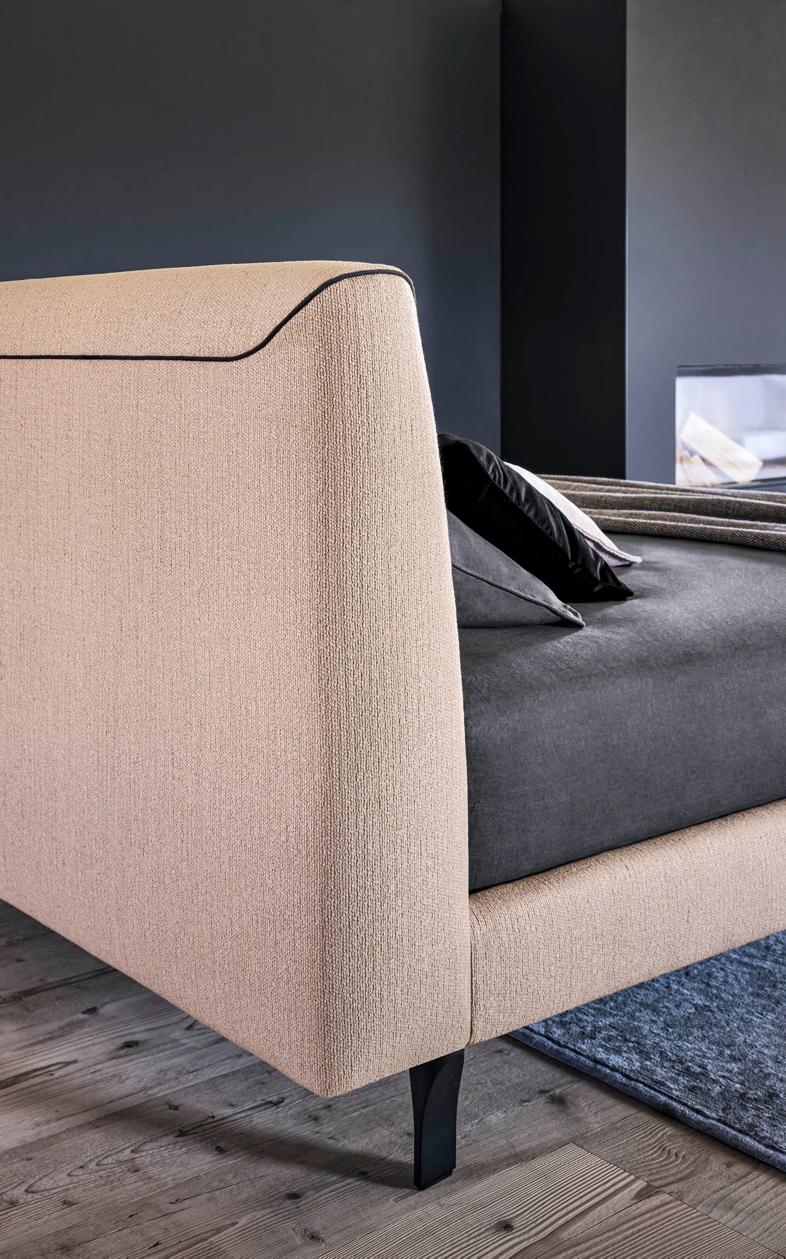 Двуспальная кровать с мягкой тканью Twils ISS ARCH-00085508 - Вид №11