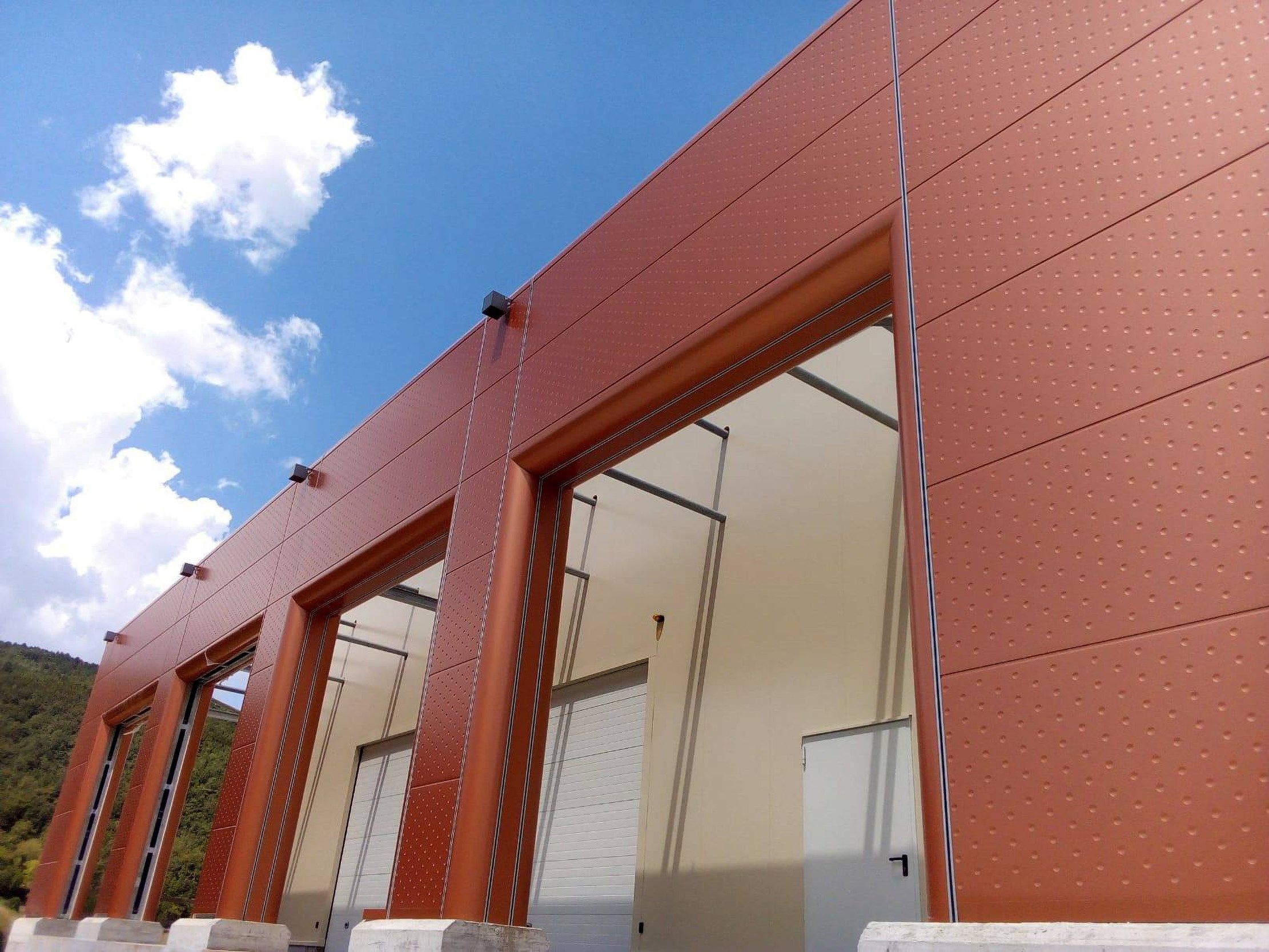 Изолированная металлическая панель для фасада ELCOM SYSTEM ТЕРМОПАРЕТЫ® ARCH-00063678 - Вид №121