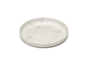 Фарфоровая тарелка