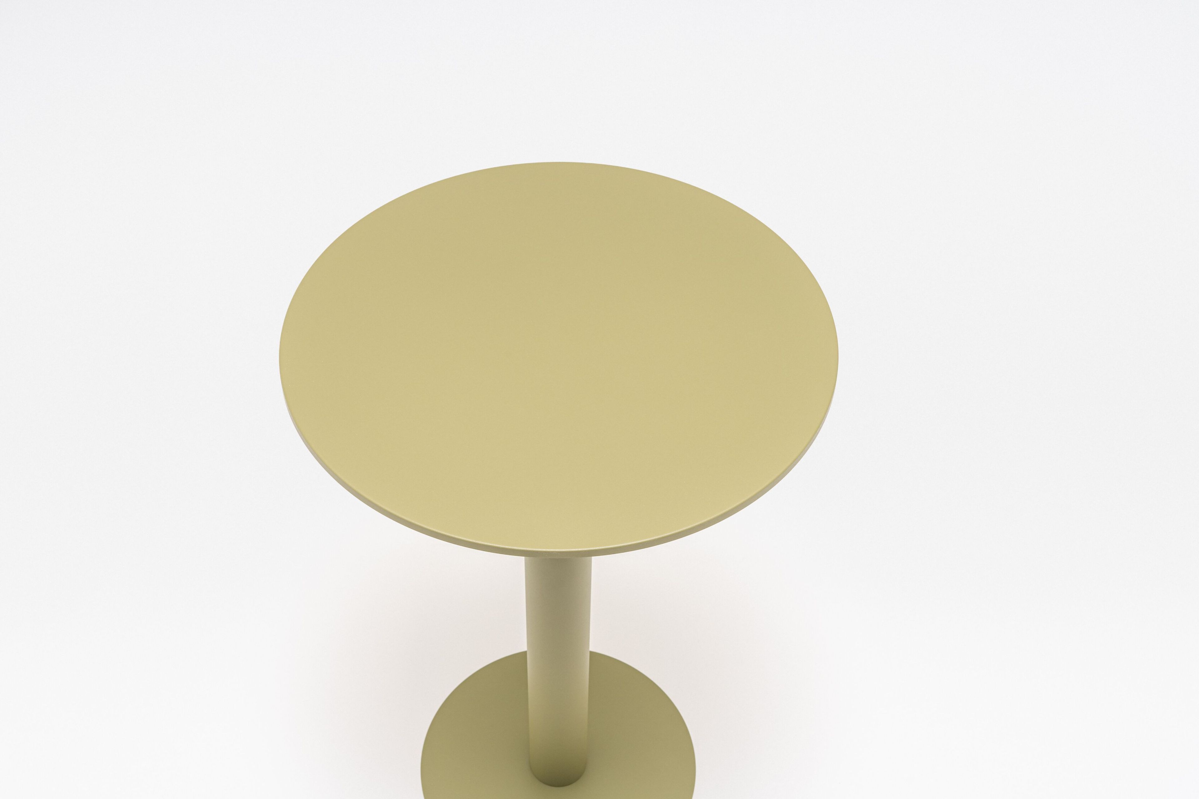 Высокий круглый журнальный столик из оцинкованной стали MDD BOLT ARCH-00087255 - Вид №4