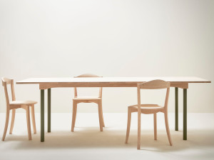 Прямоугольный дубовый стол