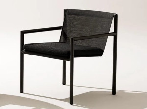 Садовое кресло с подлокотниками