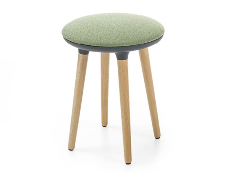 Низкий стул из бука с мягким сиденьем Sesta Boy ARCH-00033643