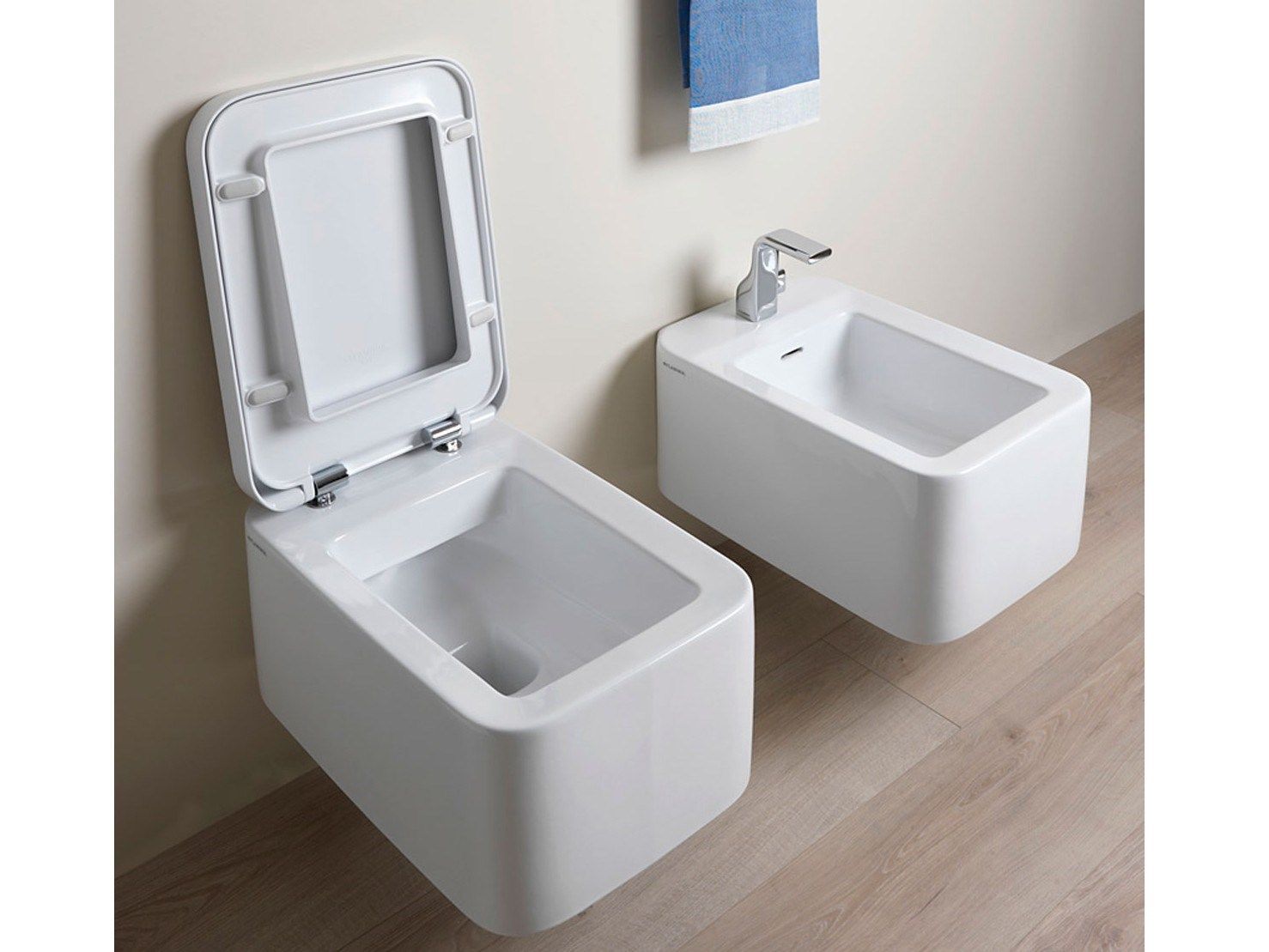 Керамический подвесной туалет Ceramica Flaminia Нил ARCH-00057590