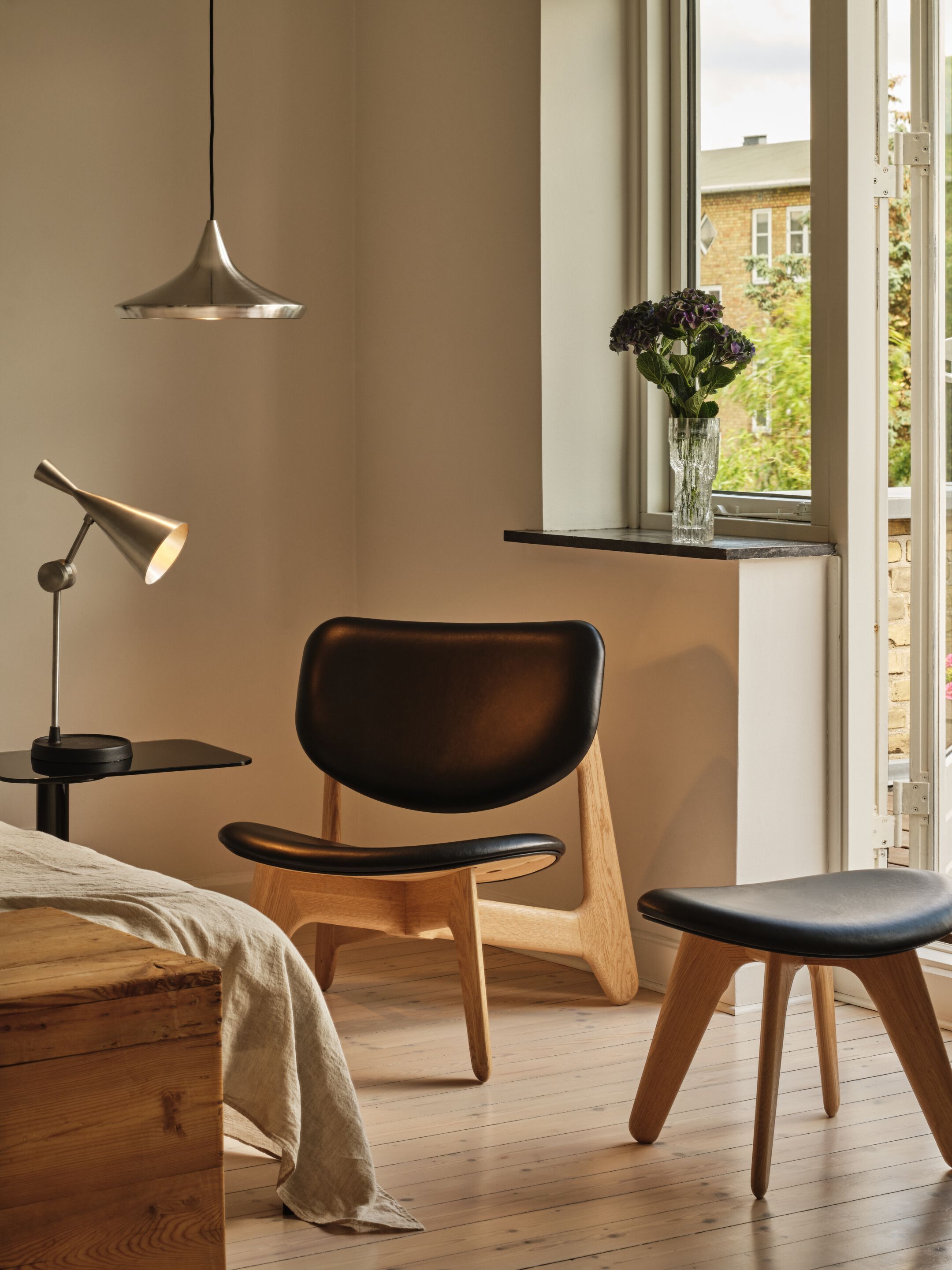 Регулируемая алюминиевая светодиодная настольная лампа Tom Dixon Unbeaten ARCH-00075967 - Вид №1