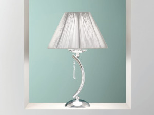 Настольная лампа из хромированного металла и ткани