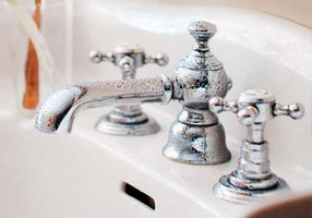 Gentry Home Смеситель для раковины мостик на 2 отверстия 200мм Mayfair Никель GH100451 - Вид №1