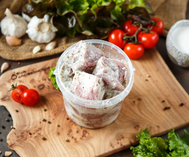 6275 Шашлык свиной в кефирном маринаде с прованскими травами Вкусляндия  - Вид №1