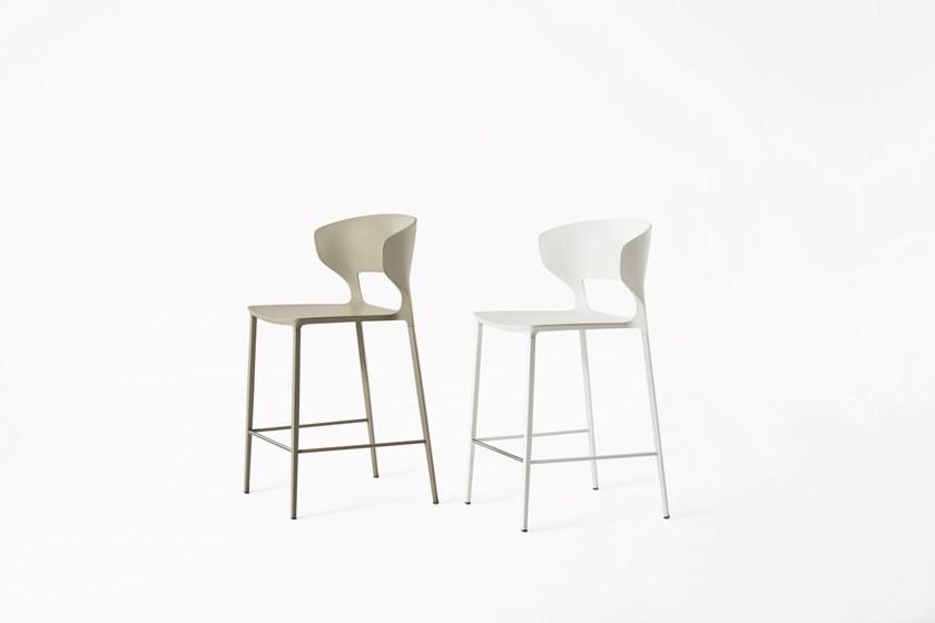 Desalto Табурет из полиуретана с подставкой для ног Koki sun-id-1464582 - Вид №5