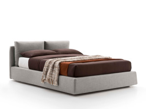 Двуспальная кровать с мягким изголовьем