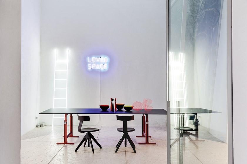 Magis Прямоугольный чугунный стол с регулируемой высотой Brut sun-id-1382434 - Вид №6