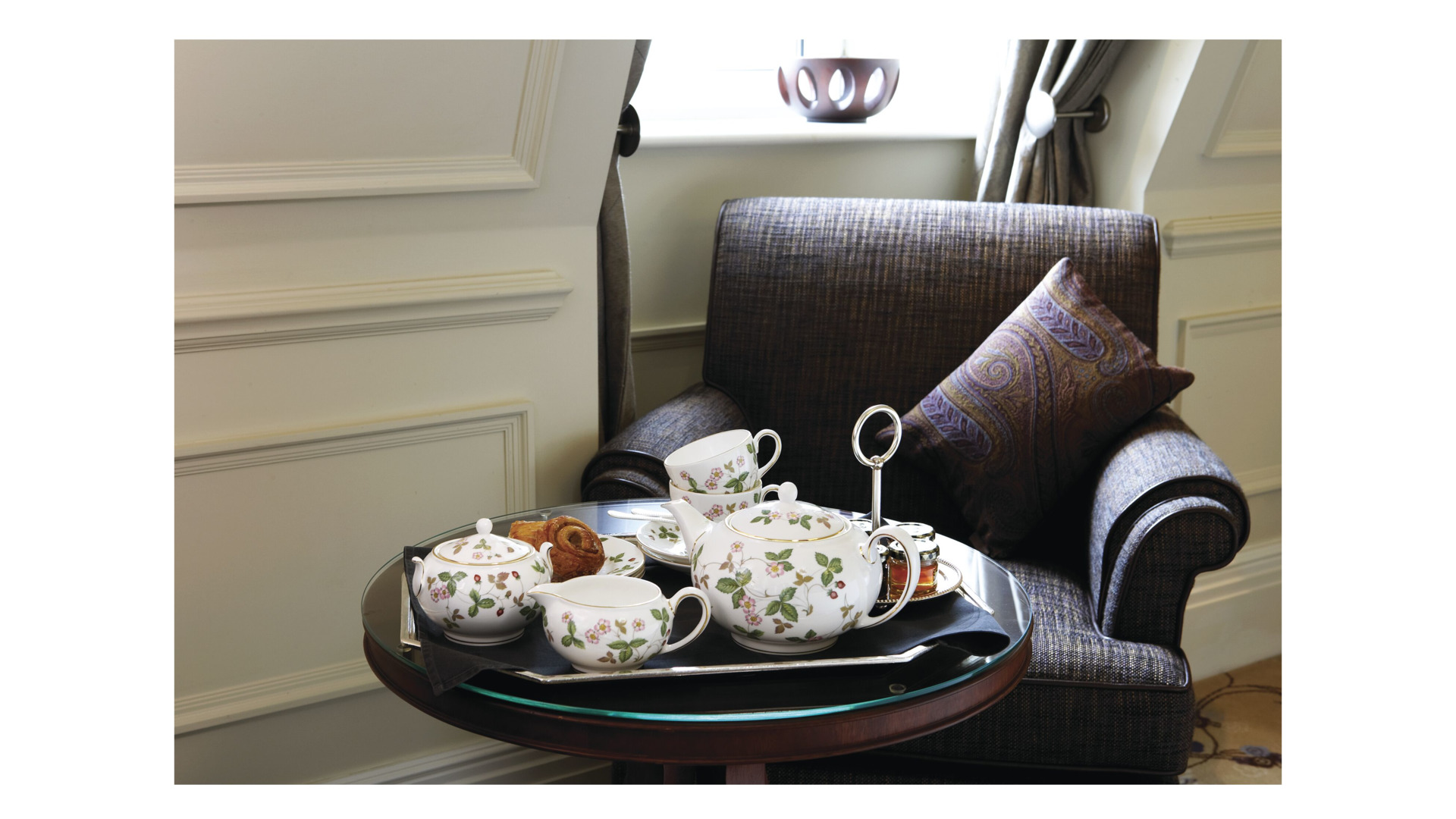 10671641 Молочник Фарфоровый Wedgwood  - Вид №3