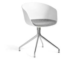 Вращающееся кресло из полипропилена со встроенной подушкой