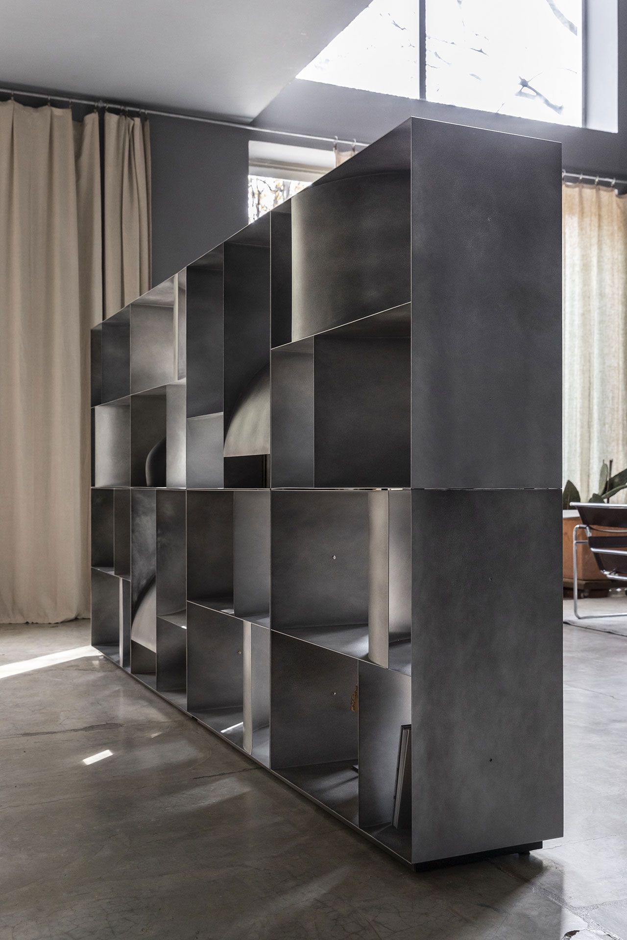 Книжный шкаф из металла Mogg Джадд ARCH-00070812 - Вид №5