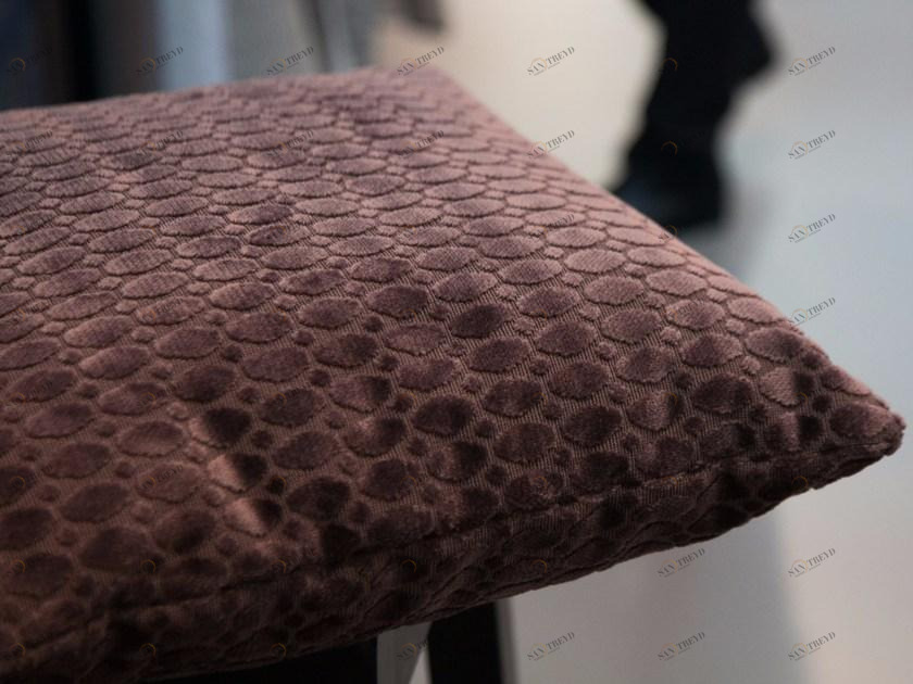 Equipo DRT Жаккардовая бархатная ткань с графическими мотивами Duncan sun-id-1442300