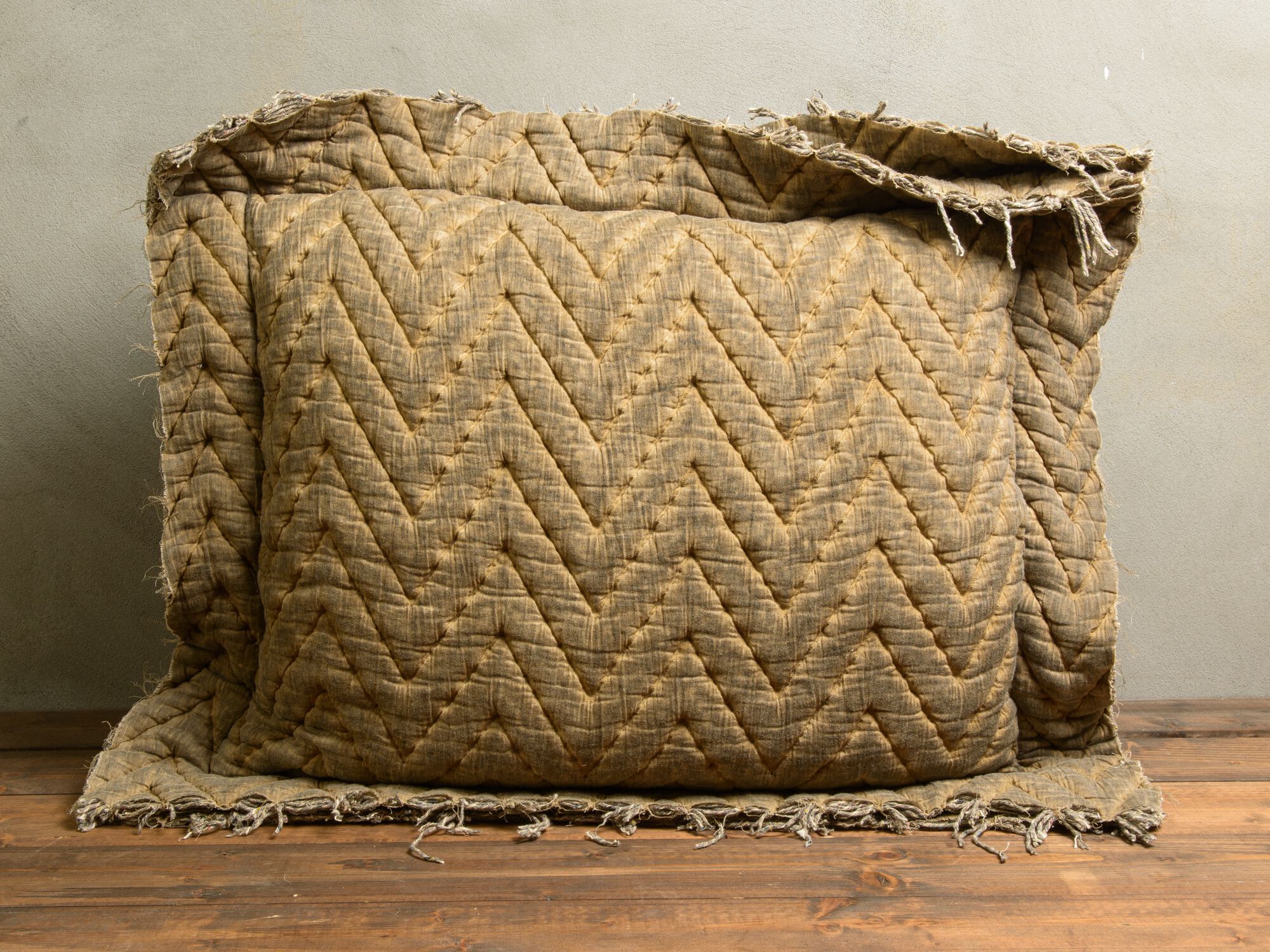 Прямоугольная подушка из ткани The House of Lyria PECCIO ARCH-00119086 - Вид №1